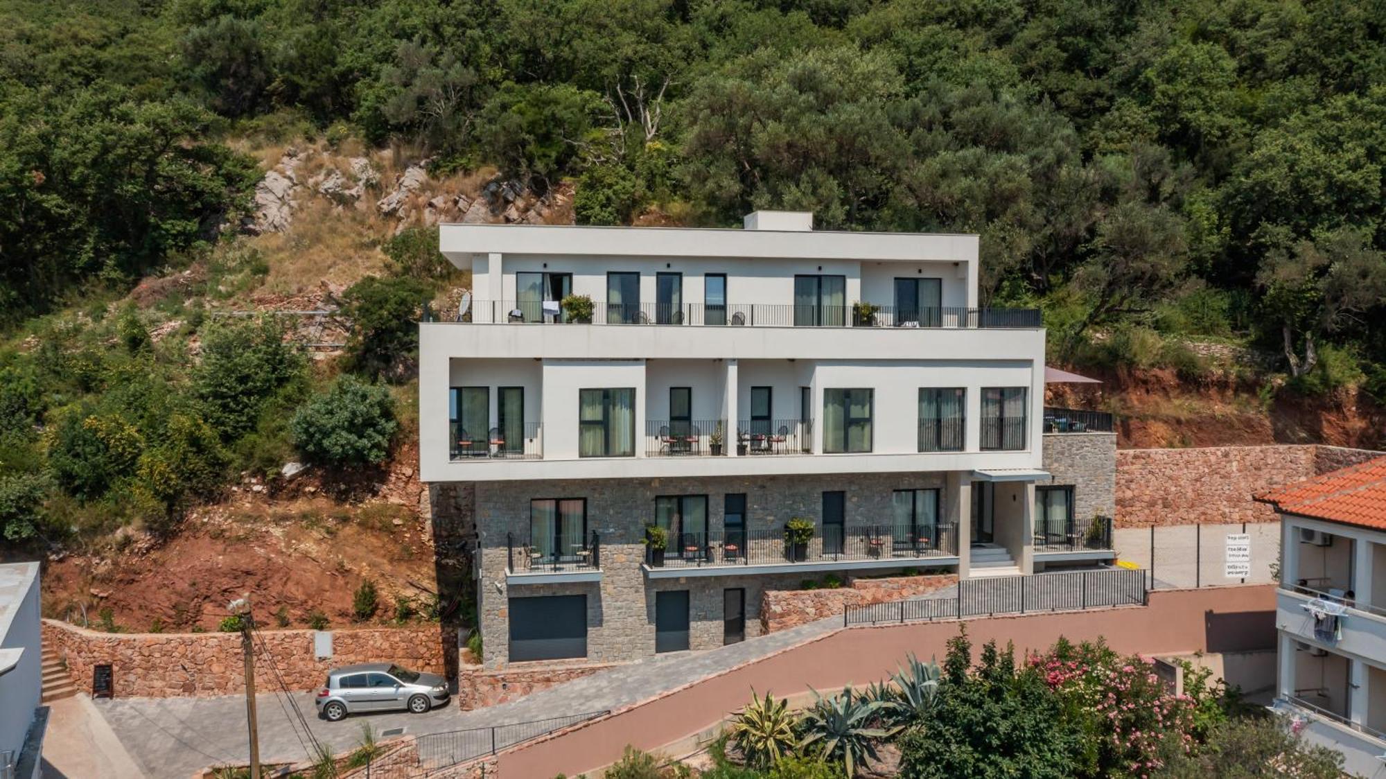 Hotel Aquilo Petrovac Eksteriør bilde