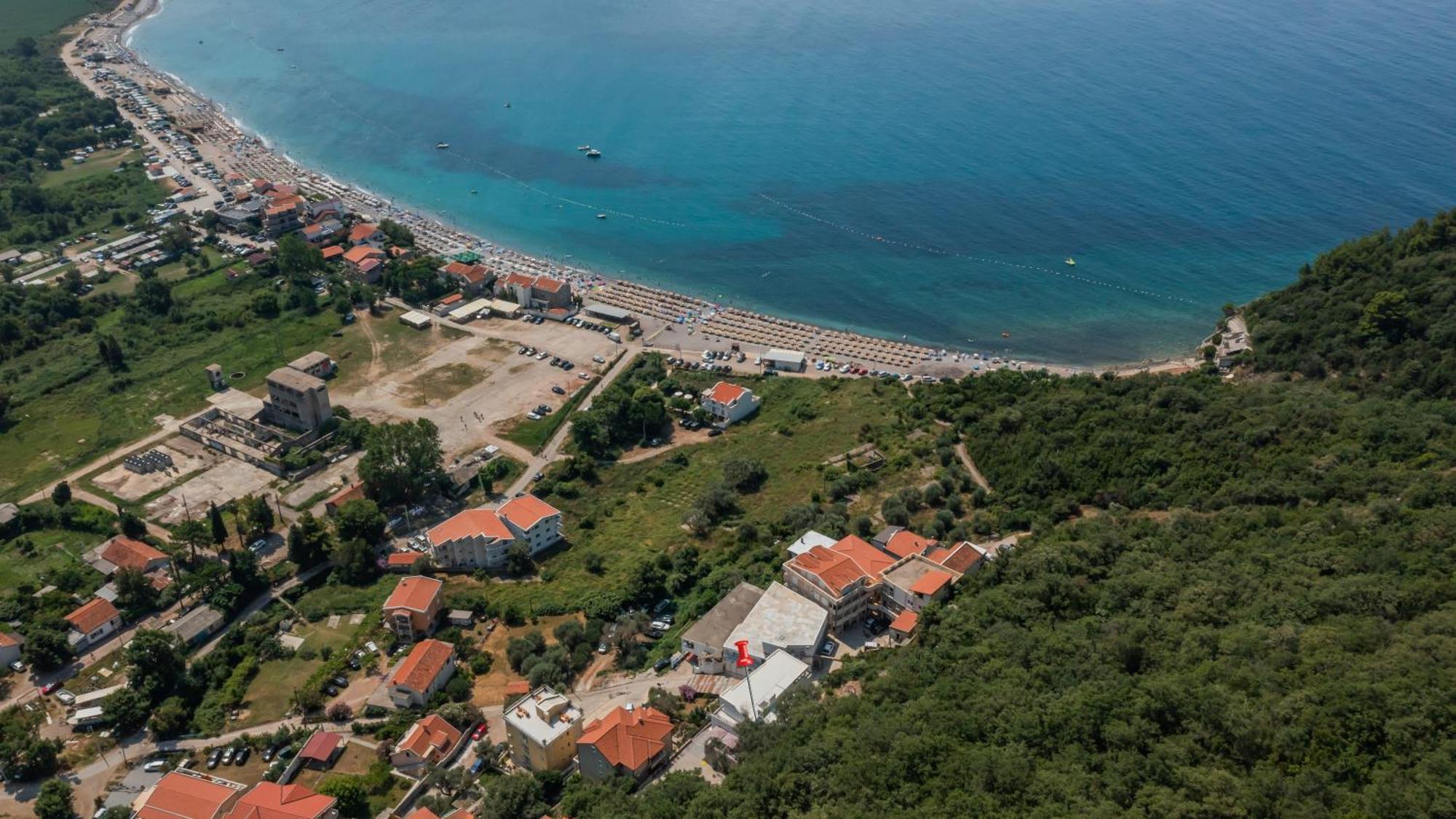Hotel Aquilo Petrovac Eksteriør bilde