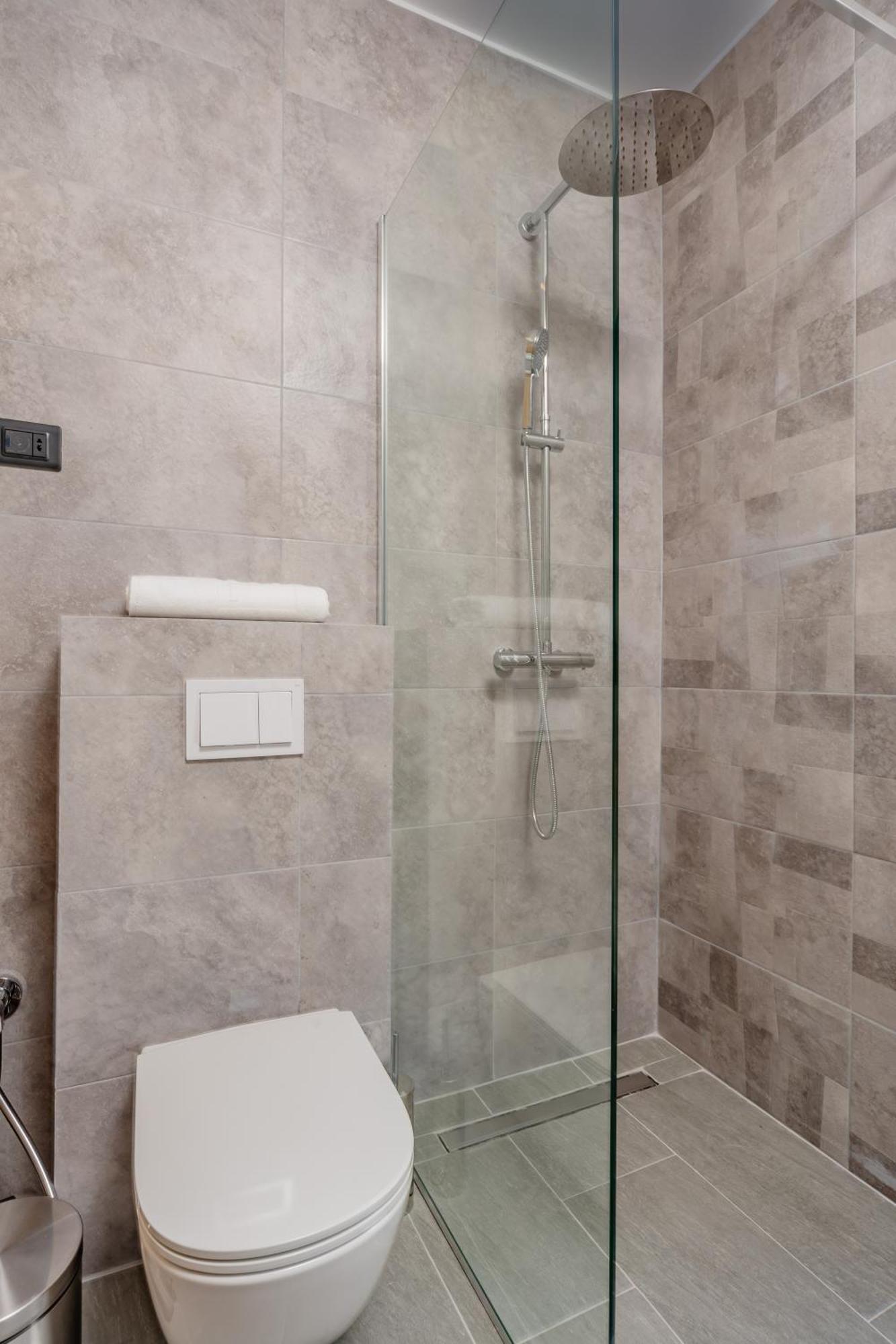Hotel Aquilo Petrovac Eksteriør bilde